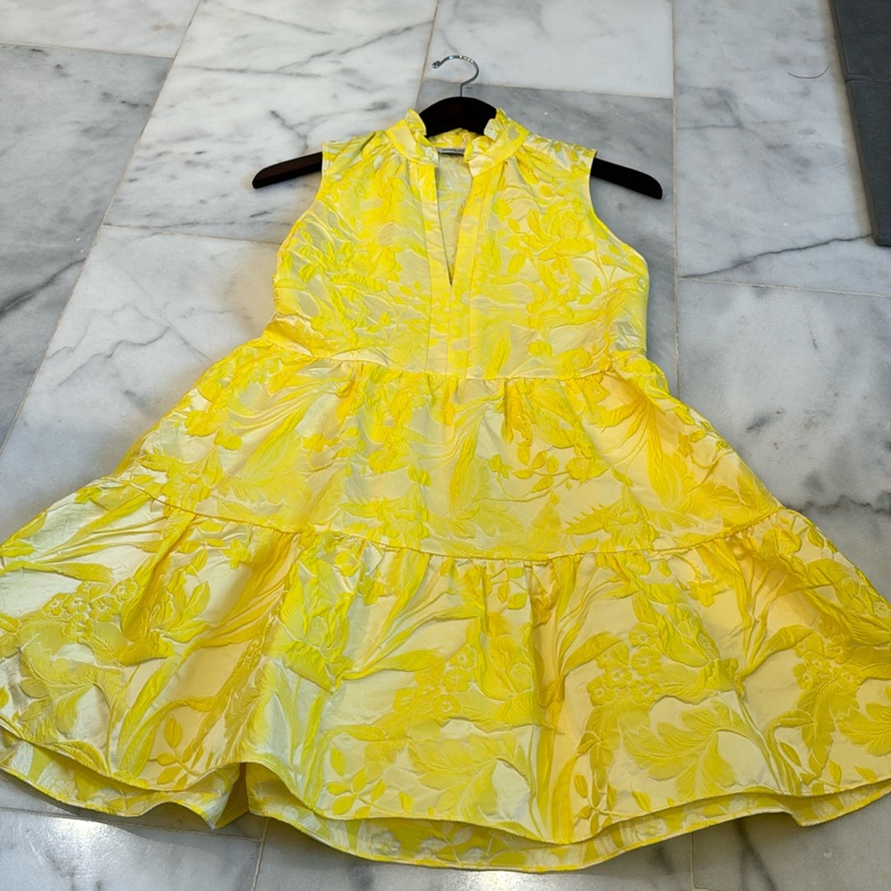 Beautiful dress never worn